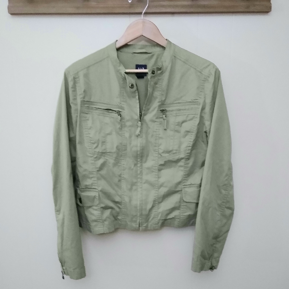 Green Gap Utility Jacket - Picture 2 of 4